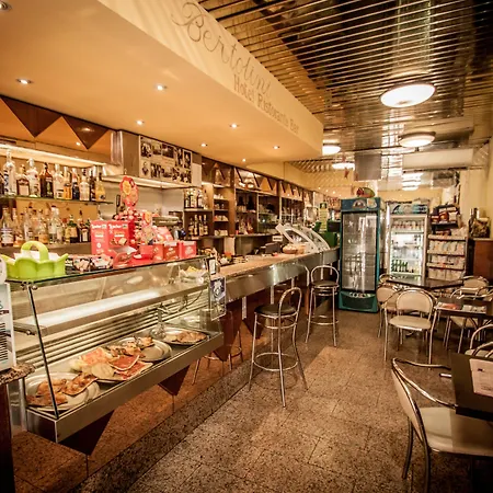 Hotel Ristorante Bertolini Piazza al Serchio