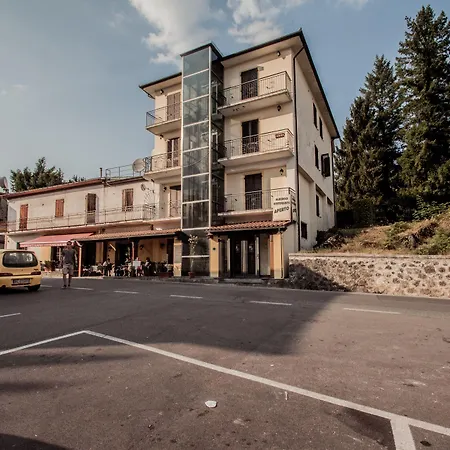 Hotel Ristorante Bertolini Piazza al Serchio